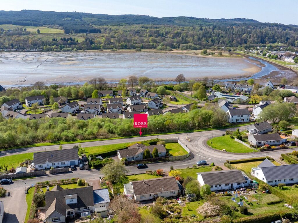 Caol Ila, Whitegates Road, Lochgilphead, Argyll and Bute, PA31 8SY