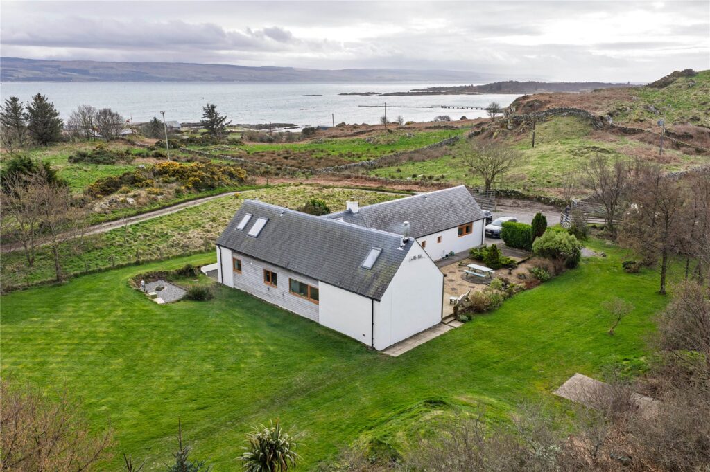 Tighnavinish, Isle Of Gigha, Argyll and Bute, PA41 7AA