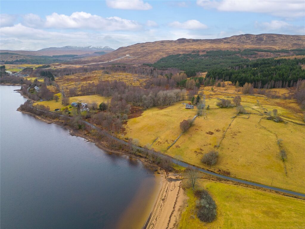 Clash-Bheithe Cottage, Killichonan, Rannoch, Pitlochry, Perth and Kinross, PH17 2QW