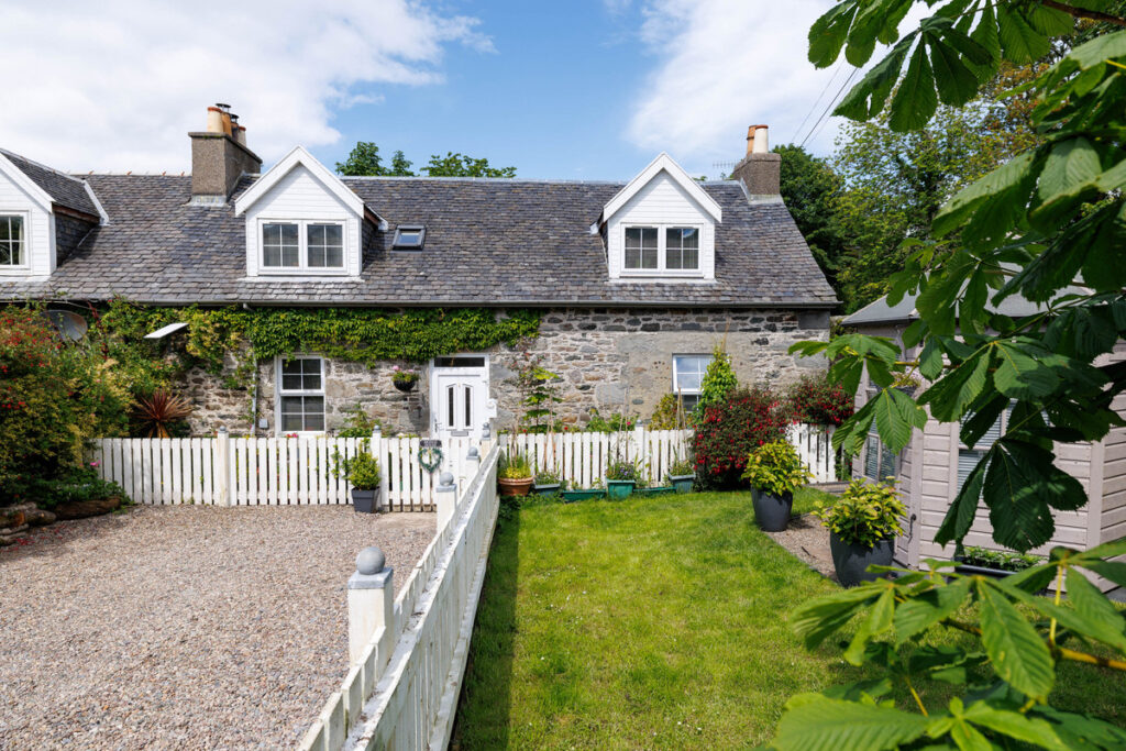 Bridge House, Tayinloan, Tarbert, PA29 6XG