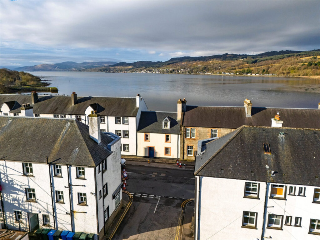 14 Lochnell Street, Lochgilphead, PA31 8