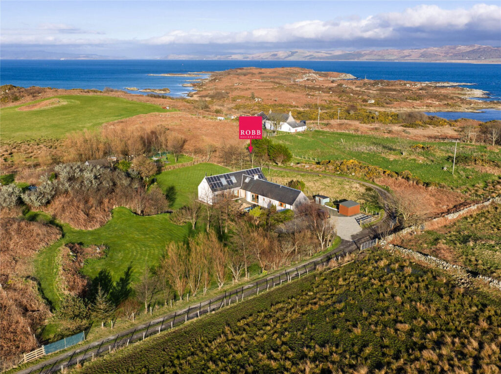Tighnavinish, Isle Of Gigha, PA41 7