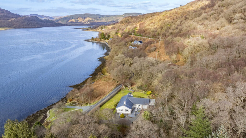 Tigh-Na-Creige, Colintraive, PA22 3