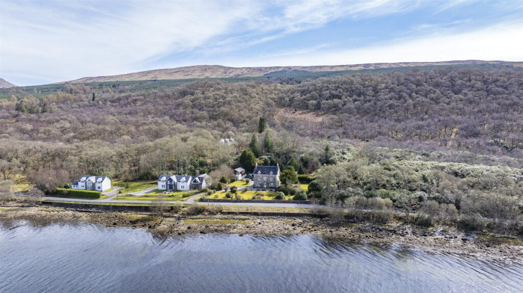 Thistle Guest House, St. Catherines, Cairndow, Argyll & Bute PA25 8AZ
