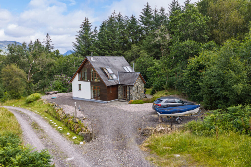 The Old Saw Mill (Seann Mhuileann An T-Sabhaidh), Ardbrecknish, Dalmally, PA33 1BH