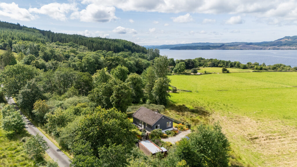 Cedar Cottage, Lephinmore, Cairndow, PA27 8BU