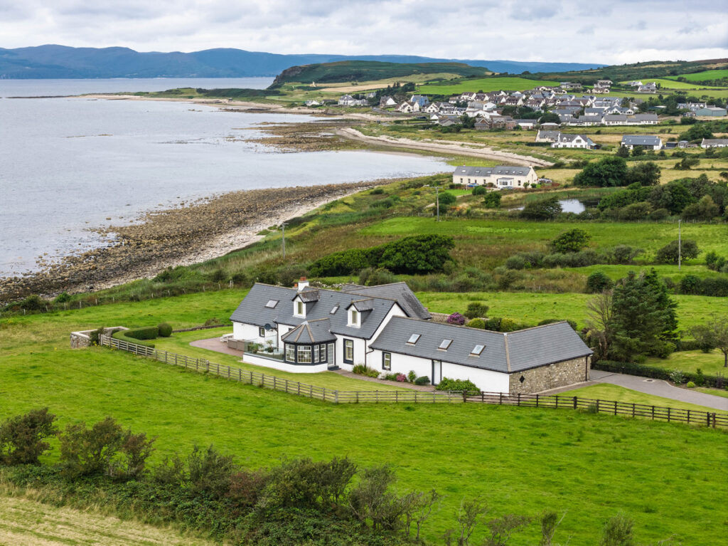Broombrae, In Blackwaterfoot, Isle of Arran, KA27 8EY