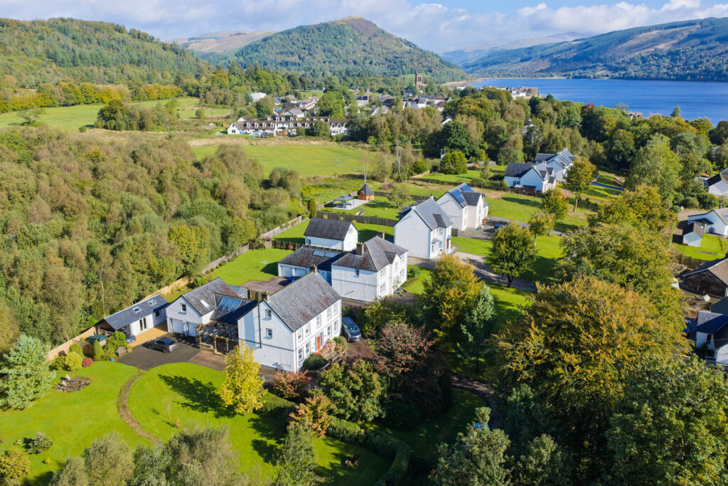 Montrose House, 10 The Avenue, Inveraray, PA32 8YX
