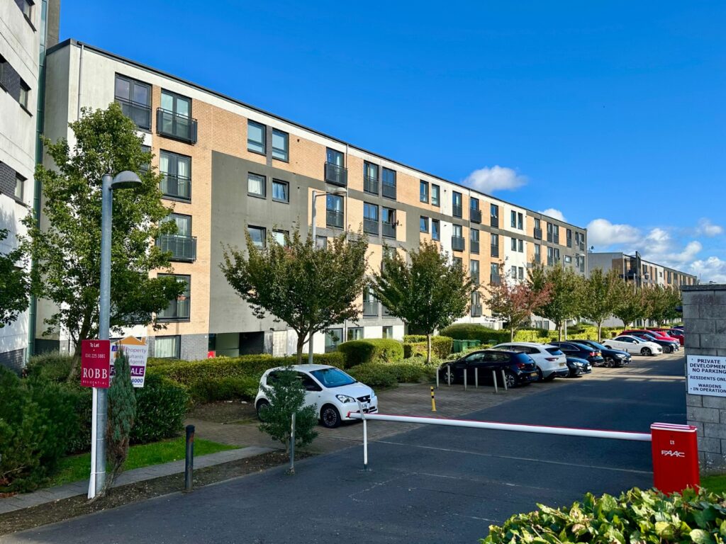 Firpark Court, Dennistoun, Glasgow, G31